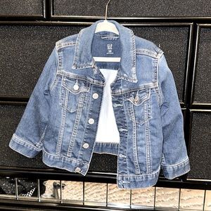 UNISEX GAP DENIM JEAN JACKET VERY SOFT DENIM EXCELLENT CONDITION